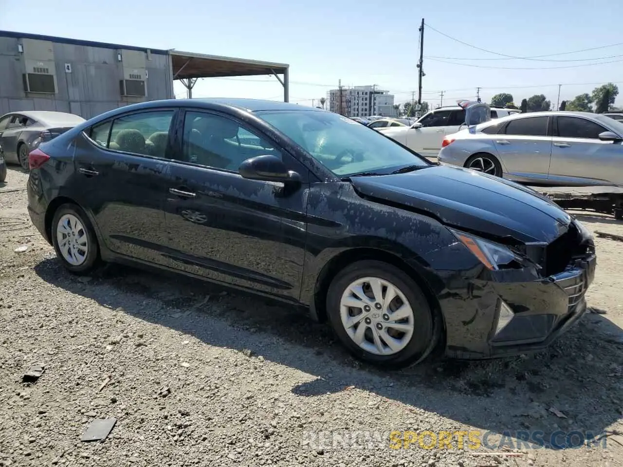 4 Photograph of a damaged car 5NPD74LF3LH519667 HYUNDAI ELANTRA 2020