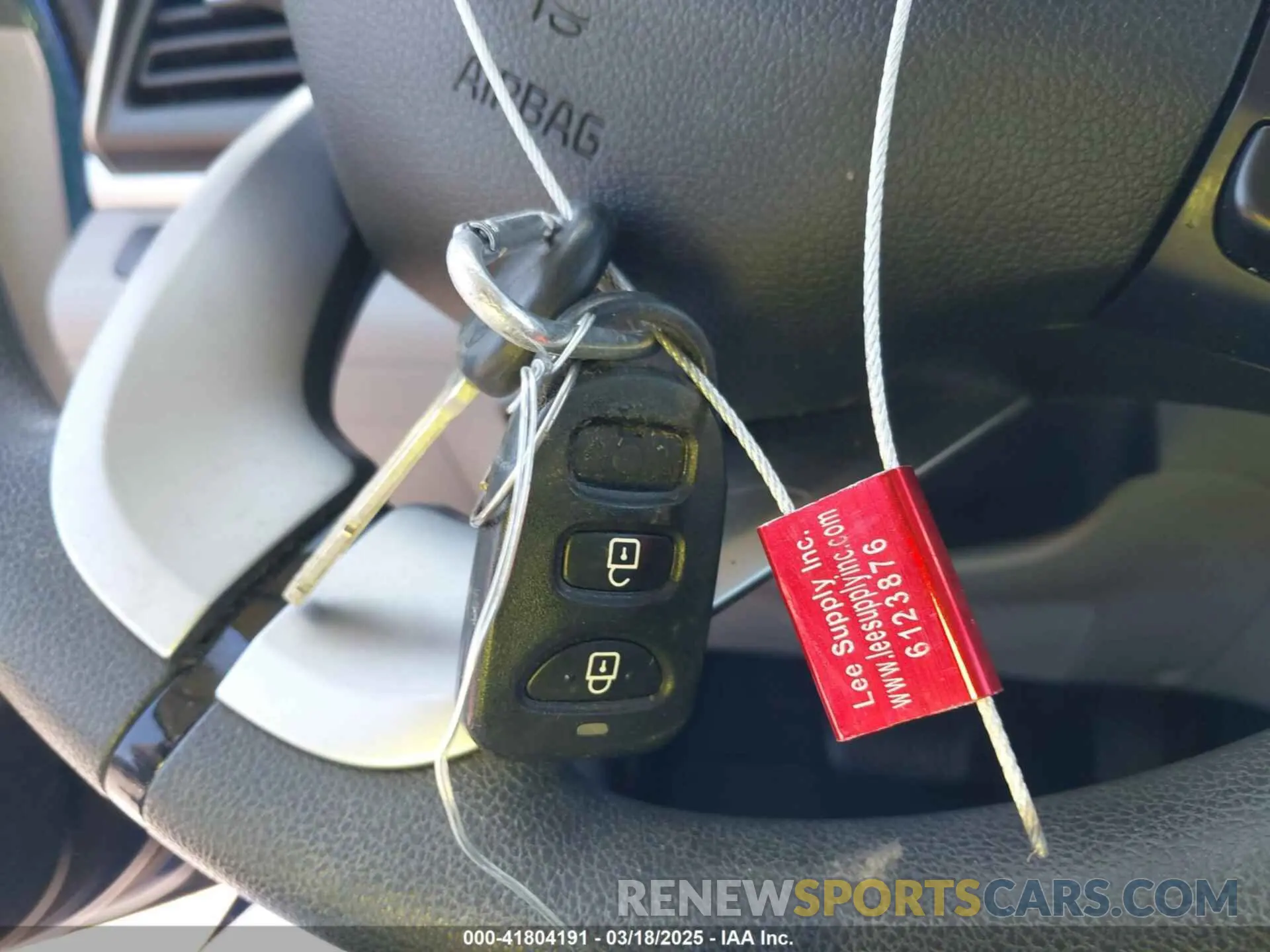 11 Photograph of a damaged car 5NPD74LF3LH528109 HYUNDAI ELANTRA 2020