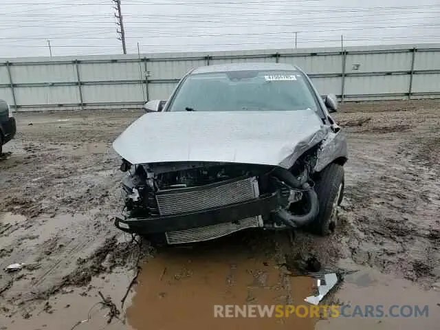 10 Photograph of a damaged car 5NPD74LF3LH560056 HYUNDAI ELANTRA 2020