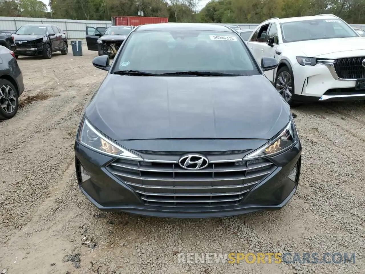 5 Photograph of a damaged car 5NPD74LF3LH560221 HYUNDAI ELANTRA 2020