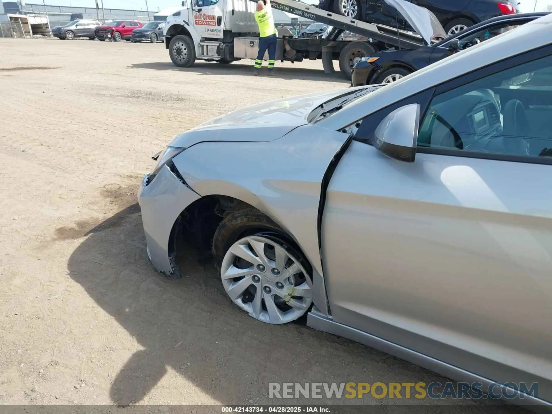 6 Photograph of a damaged car 5NPD74LF3LH565371 HYUNDAI ELANTRA 2020