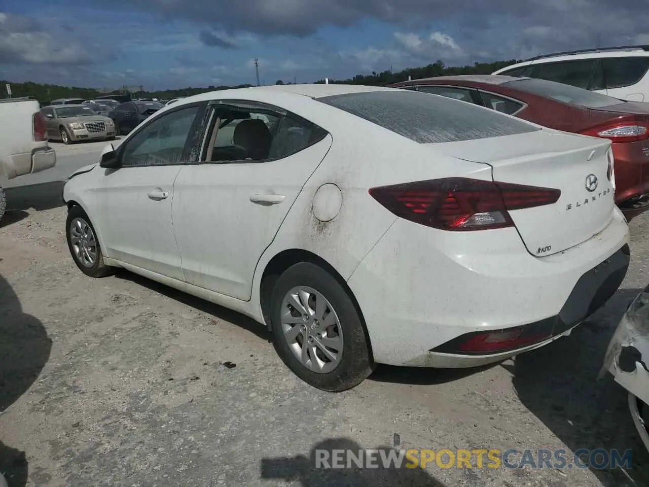 2 Photograph of a damaged car 5NPD74LF3LH588813 HYUNDAI ELANTRA 2020