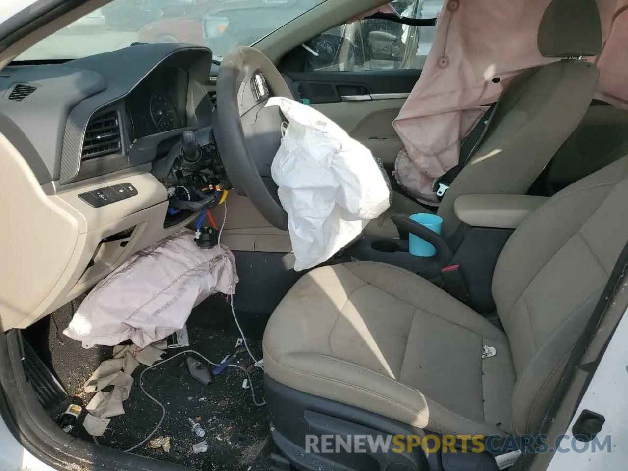 7 Photograph of a damaged car 5NPD74LF3LH588813 HYUNDAI ELANTRA 2020