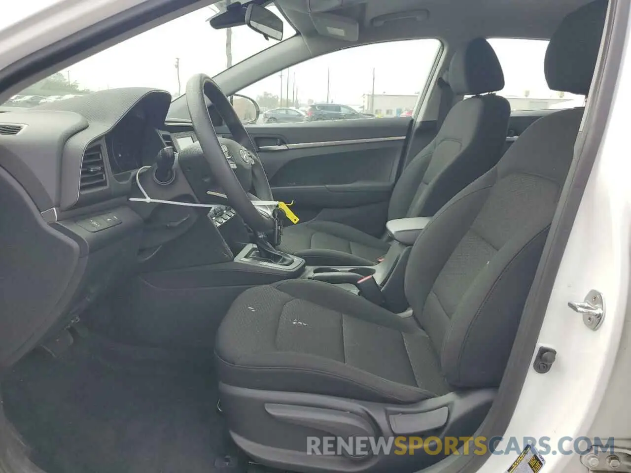 7 Photograph of a damaged car 5NPD74LF3LH597186 HYUNDAI ELANTRA 2020