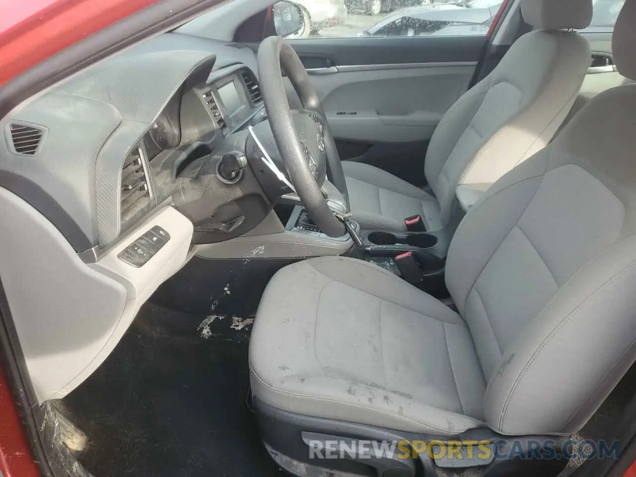 7 Photograph of a damaged car 5NPD74LF3LH618554 HYUNDAI ELANTRA 2020