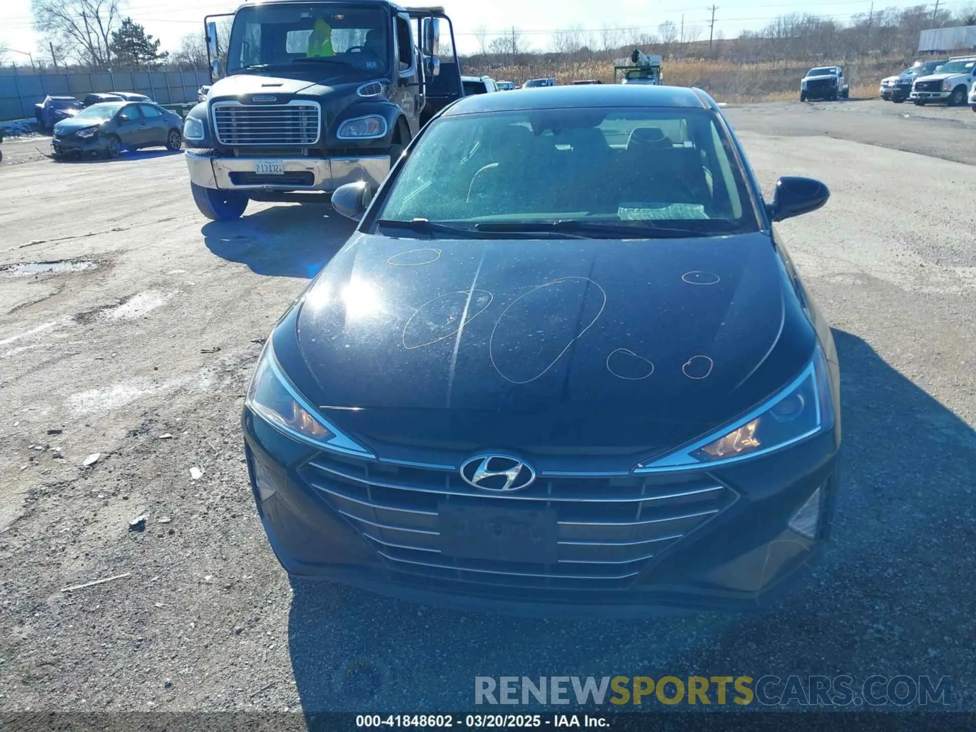 13 Photograph of a damaged car 5NPD74LF4LH527437 HYUNDAI ELANTRA 2020
