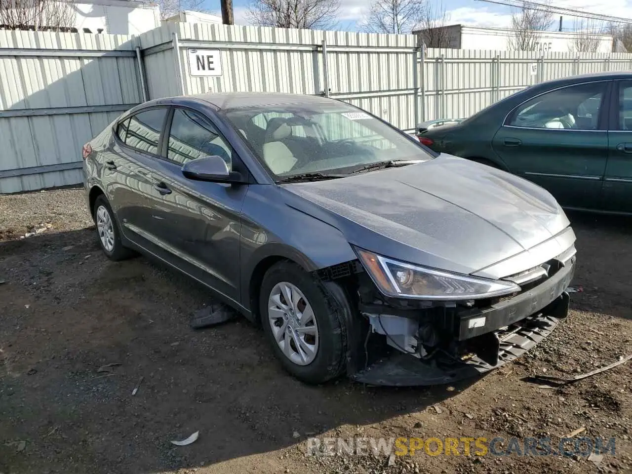 4 Photograph of a damaged car 5NPD74LF4LH543640 HYUNDAI ELANTRA 2020