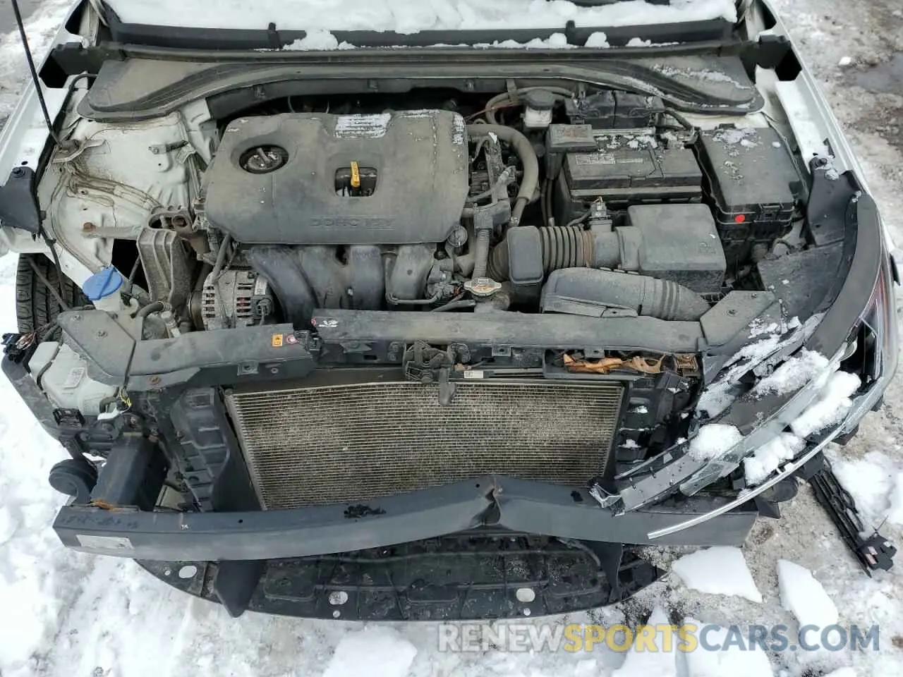 11 Photograph of a damaged car 5NPD74LF4LH575925 HYUNDAI ELANTRA 2020