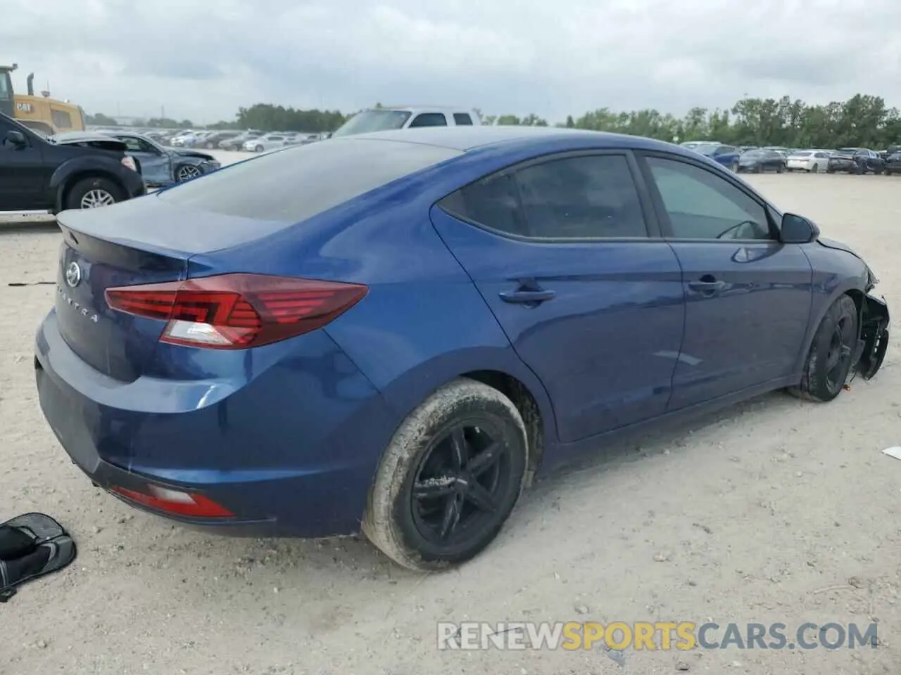 3 Photograph of a damaged car 5NPD74LF5LH495176 HYUNDAI ELANTRA 2020