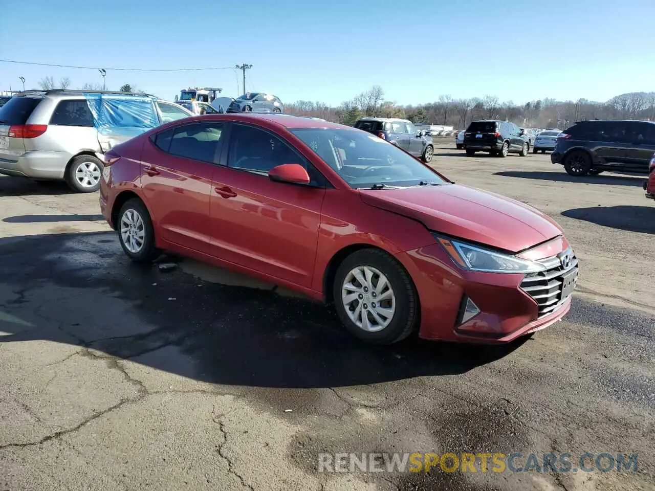 4 Photograph of a damaged car 5NPD74LF5LH514874 HYUNDAI ELANTRA 2020