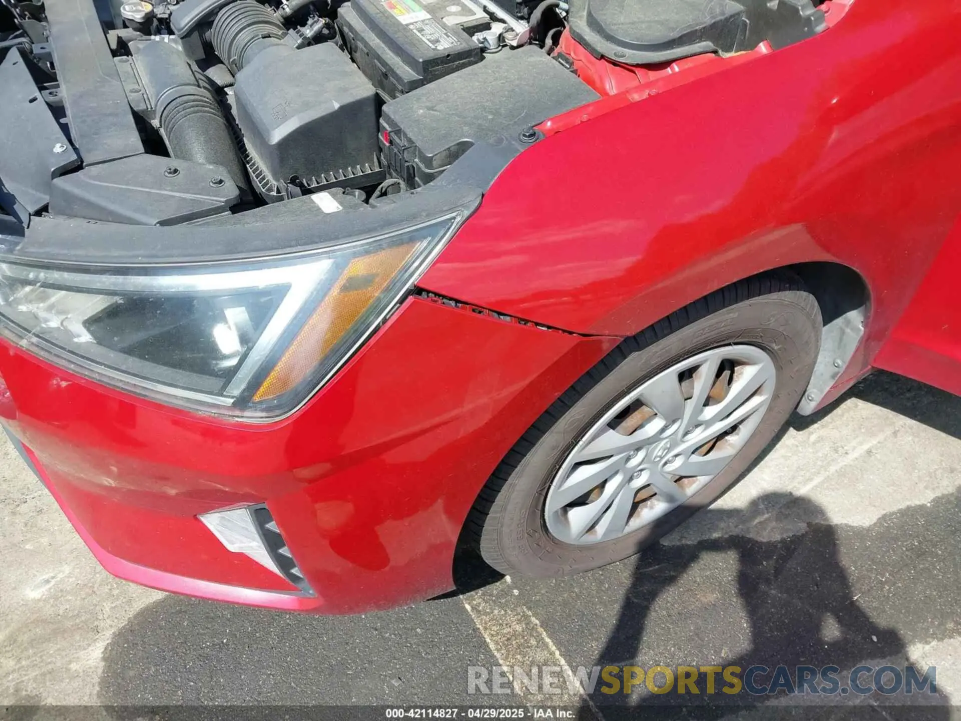 6 Photograph of a damaged car 5NPD74LF5LH523929 HYUNDAI ELANTRA 2020