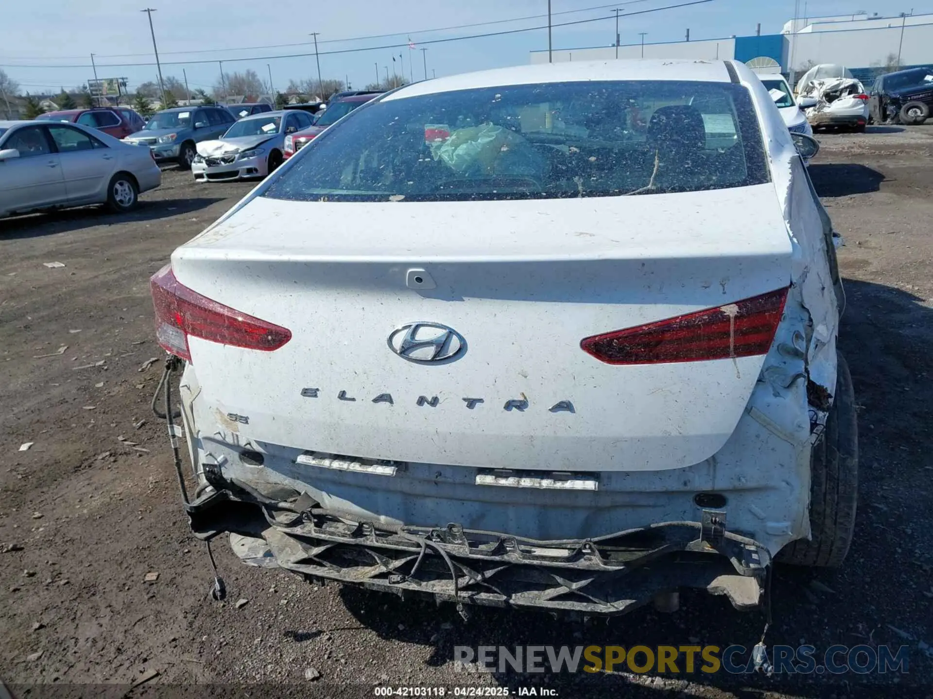 16 Photograph of a damaged car 5NPD74LF5LH533859 HYUNDAI ELANTRA 2020