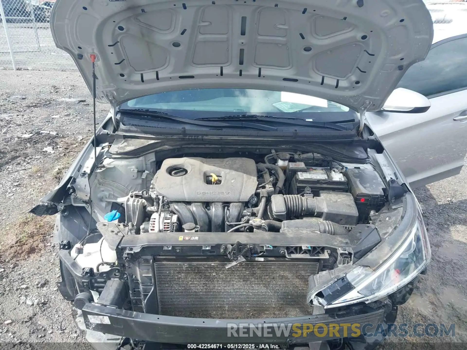 10 Photograph of a damaged car 5NPD74LF5LH596749 HYUNDAI ELANTRA 2020
