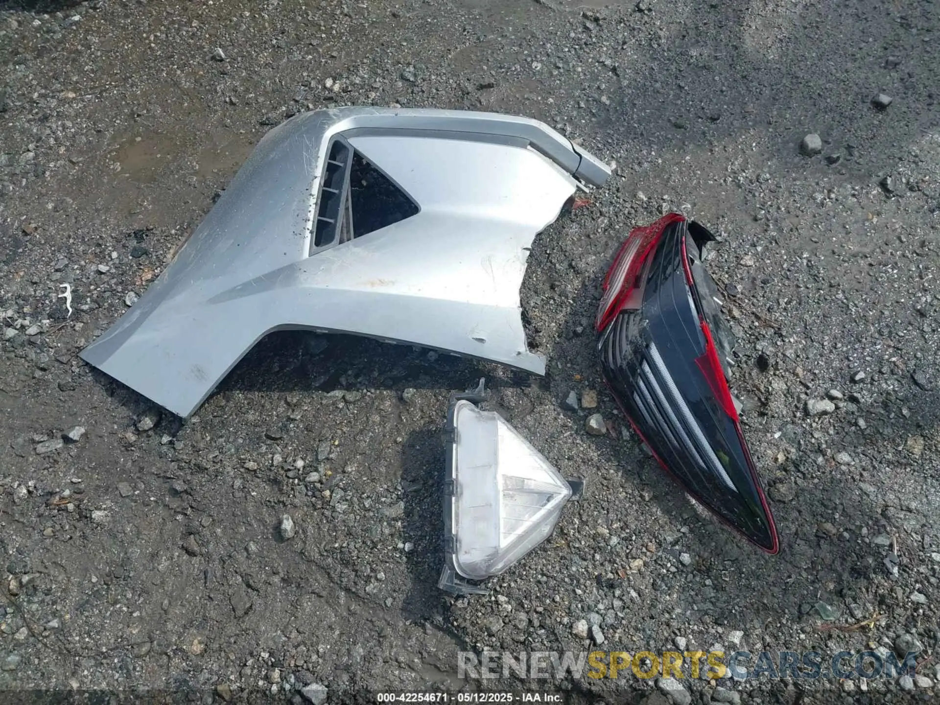 12 Photograph of a damaged car 5NPD74LF5LH596749 HYUNDAI ELANTRA 2020