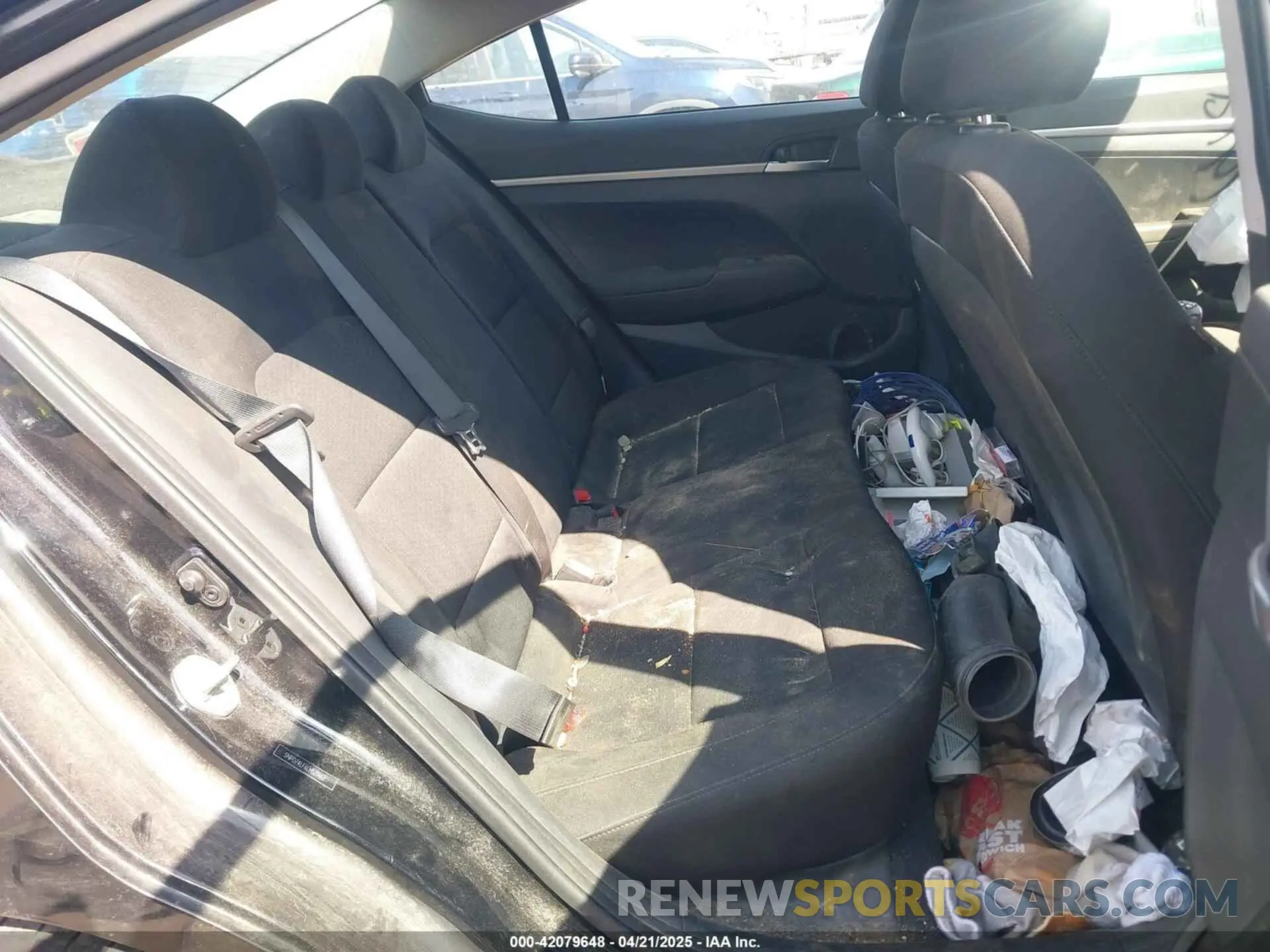 8 Photograph of a damaged car 5NPD74LF6LH521462 HYUNDAI ELANTRA 2020