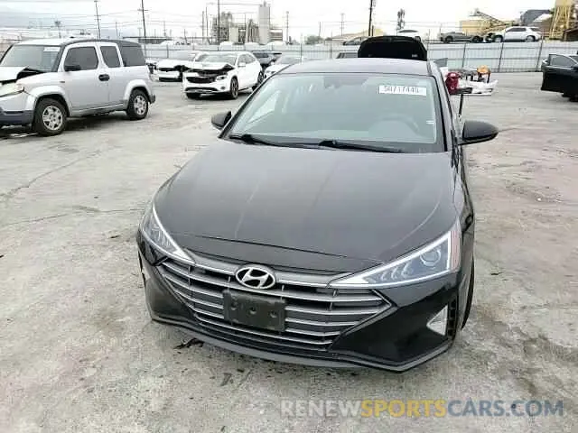 10 Photograph of a damaged car 5NPD74LF6LH541730 HYUNDAI ELANTRA 2020