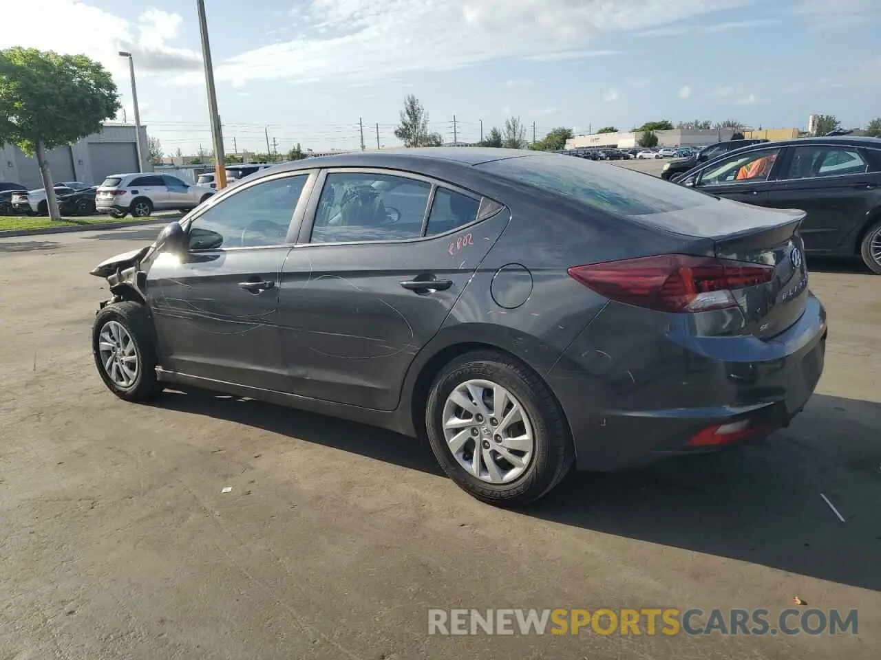 2 Photograph of a damaged car 5NPD74LF6LH576168 HYUNDAI ELANTRA 2020