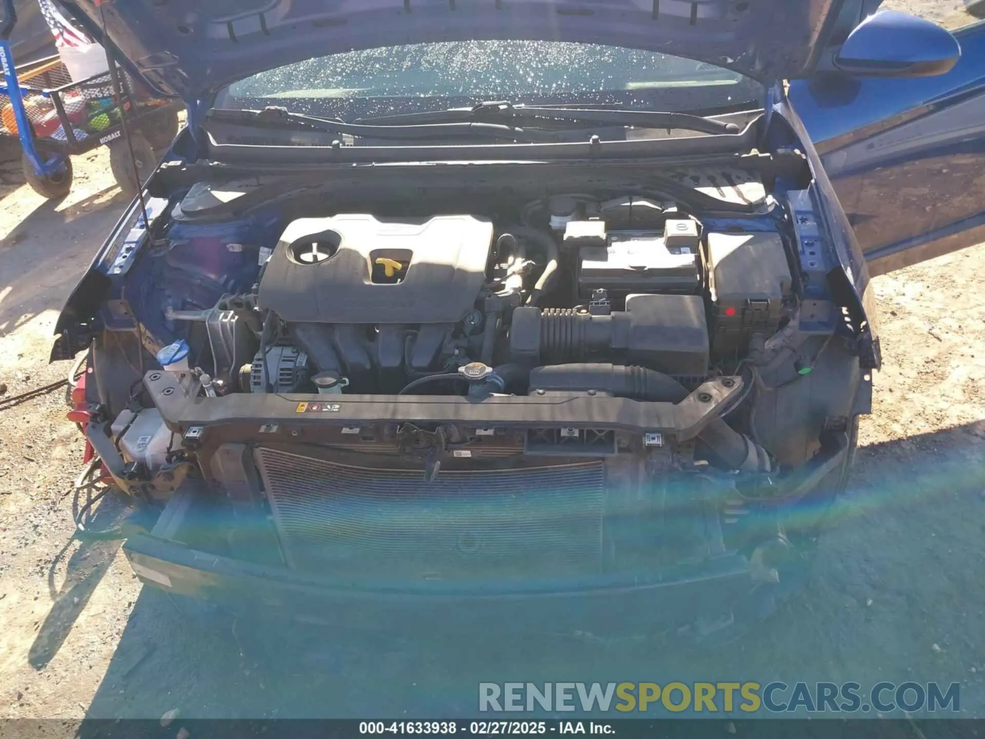 10 Photograph of a damaged car 5NPD74LF7LH506999 HYUNDAI ELANTRA 2020