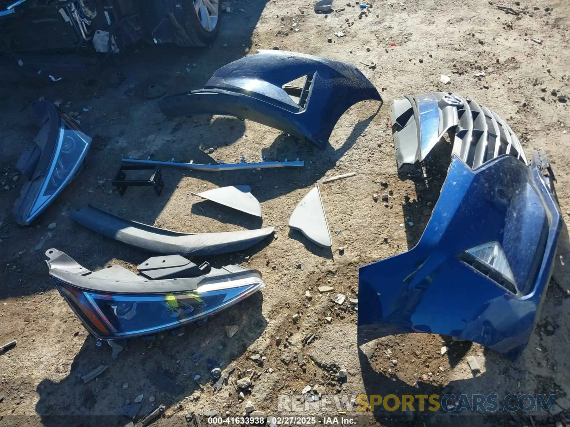 12 Photograph of a damaged car 5NPD74LF7LH506999 HYUNDAI ELANTRA 2020