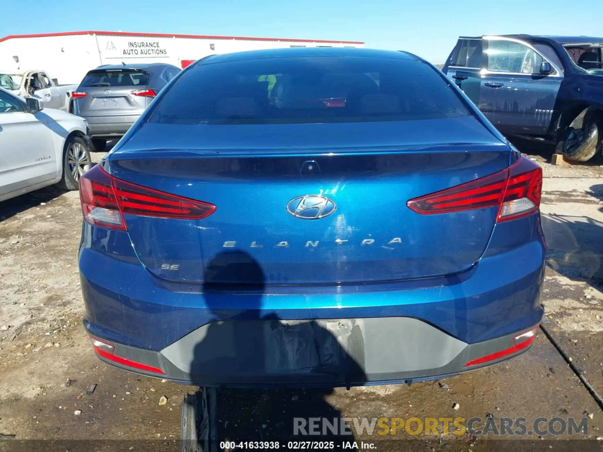 17 Photograph of a damaged car 5NPD74LF7LH506999 HYUNDAI ELANTRA 2020