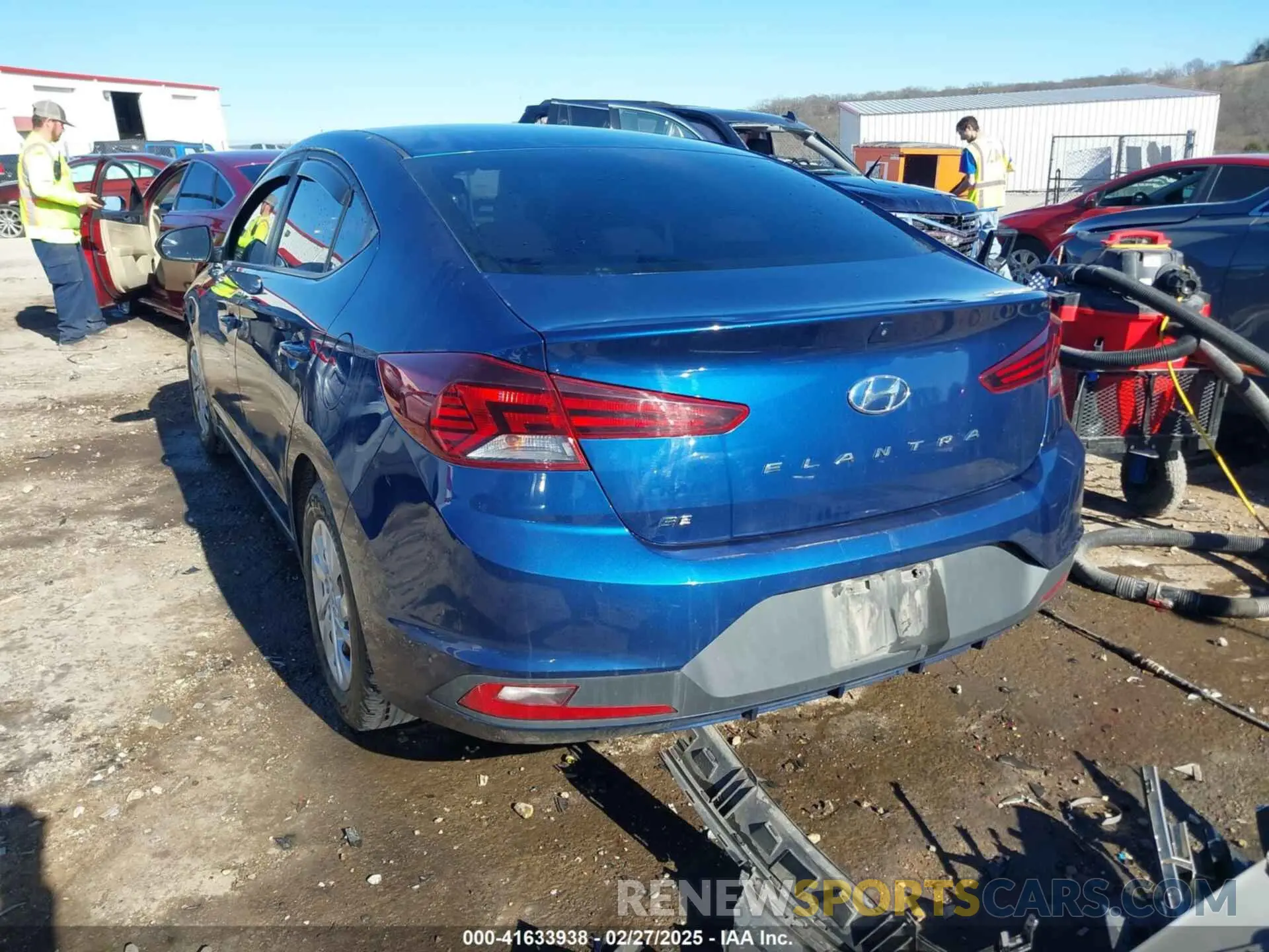 3 Photograph of a damaged car 5NPD74LF7LH506999 HYUNDAI ELANTRA 2020