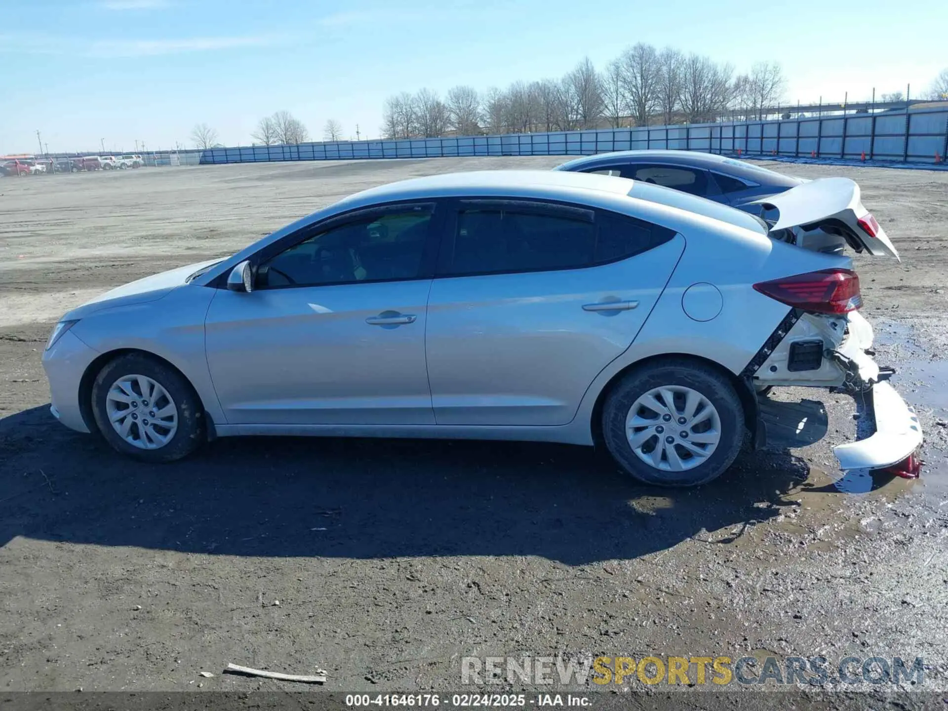 15 Photograph of a damaged car 5NPD74LF7LH527559 HYUNDAI ELANTRA 2020