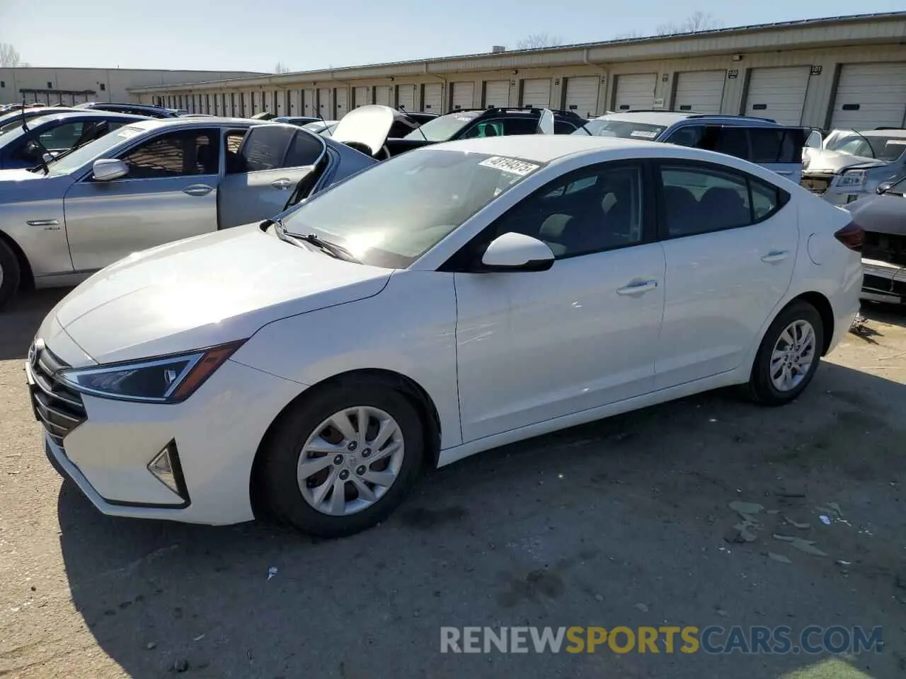 1 Photograph of a damaged car 5NPD74LF7LH527609 HYUNDAI ELANTRA 2020
