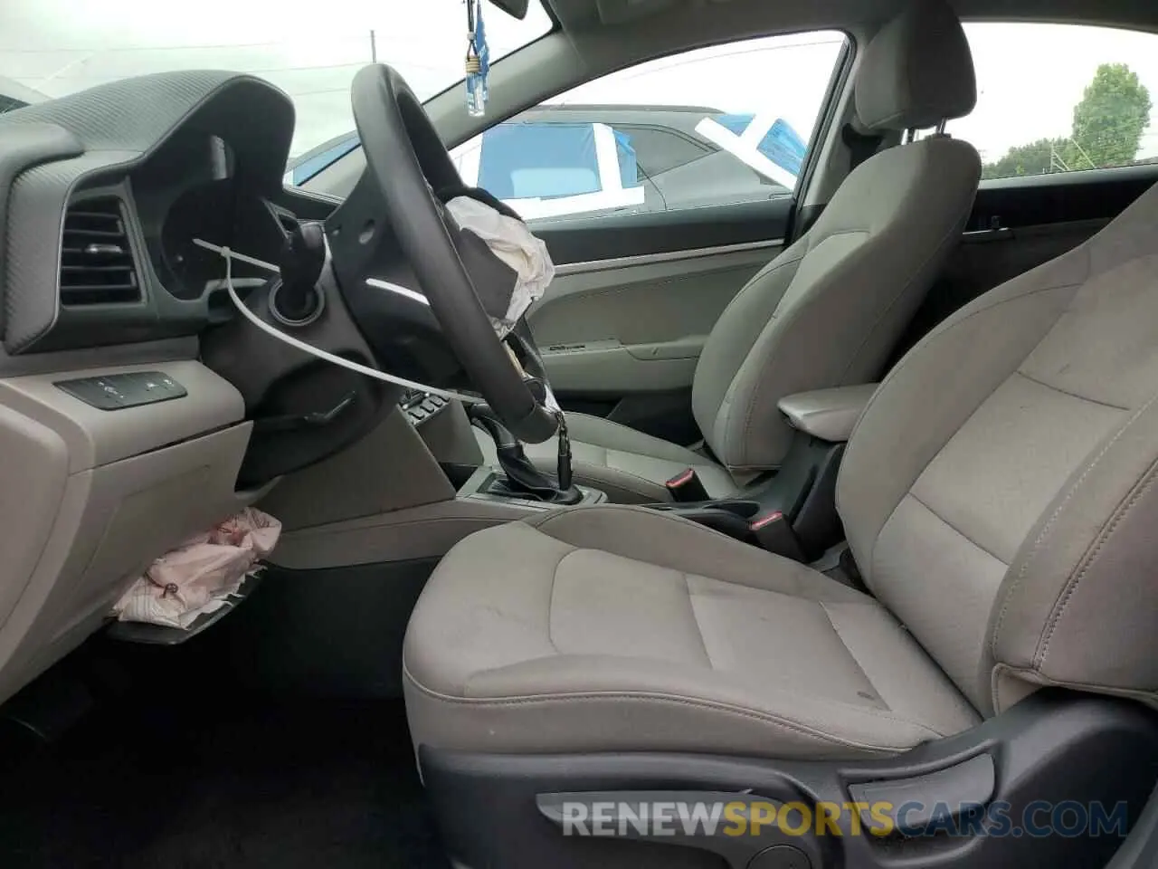 7 Photograph of a damaged car 5NPD74LF7LH543499 HYUNDAI ELANTRA 2020