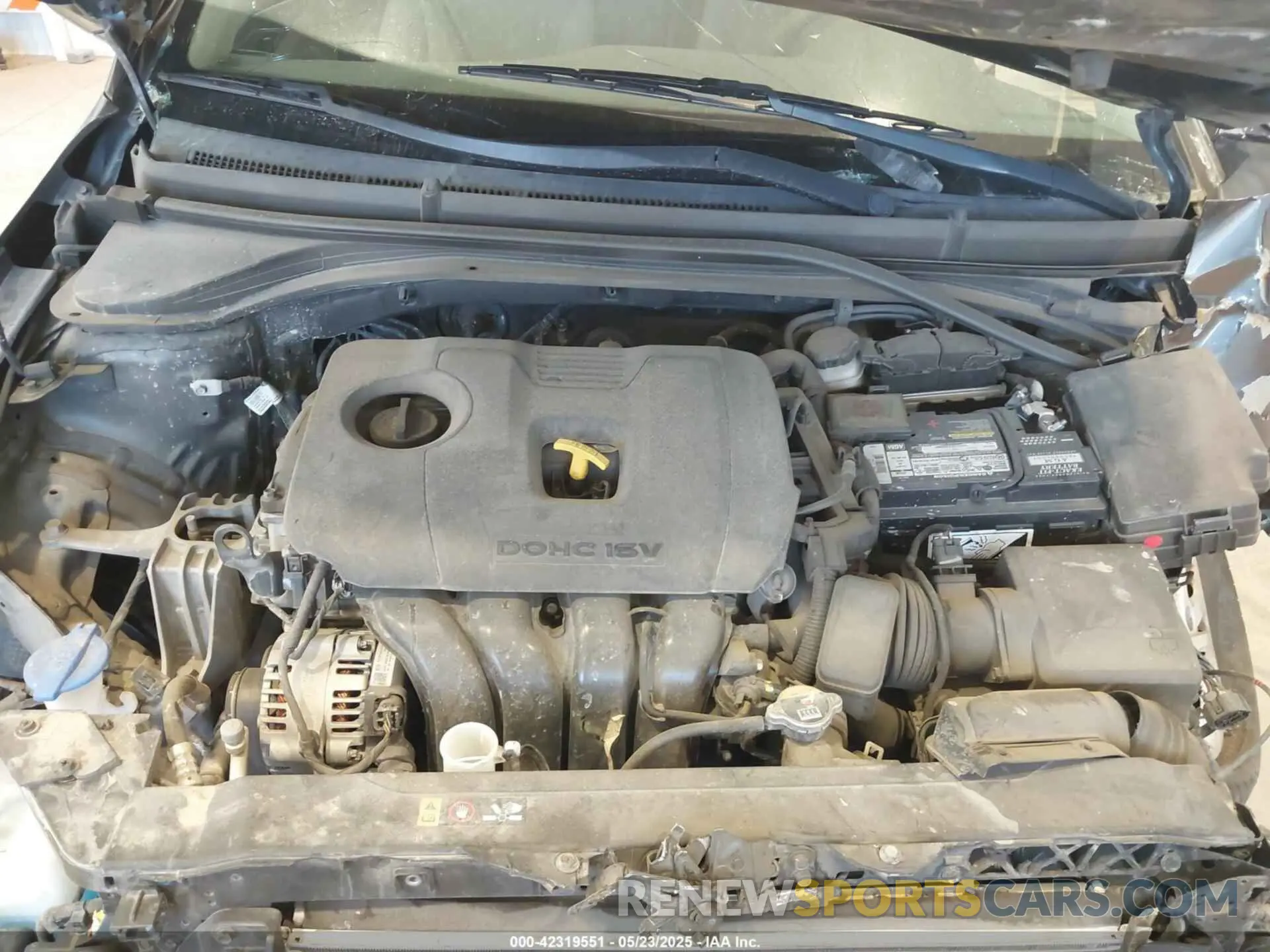 10 Photograph of a damaged car 5NPD74LF7LH550498 HYUNDAI ELANTRA 2020