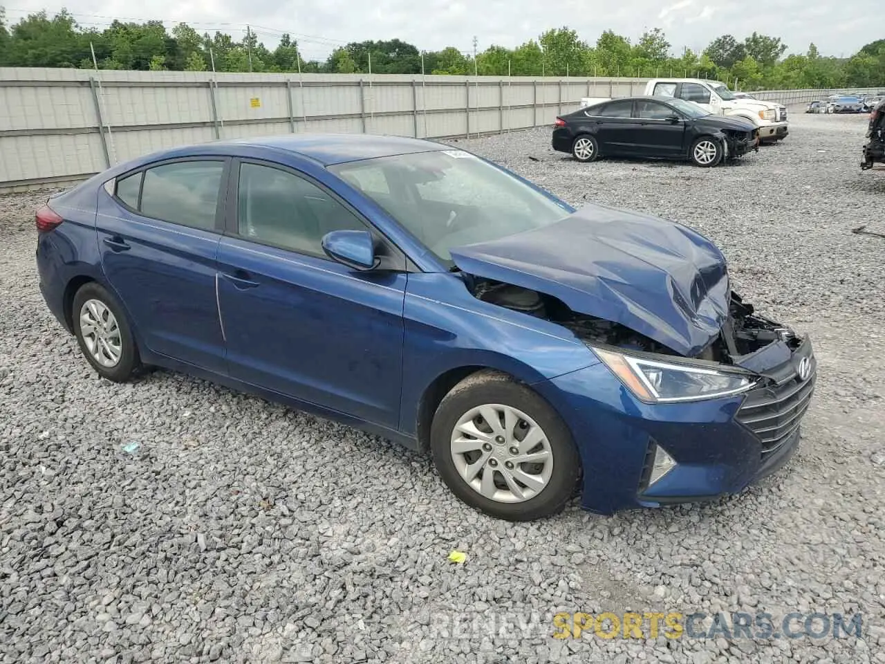 4 Photograph of a damaged car 5NPD74LF7LH593822 HYUNDAI ELANTRA 2020