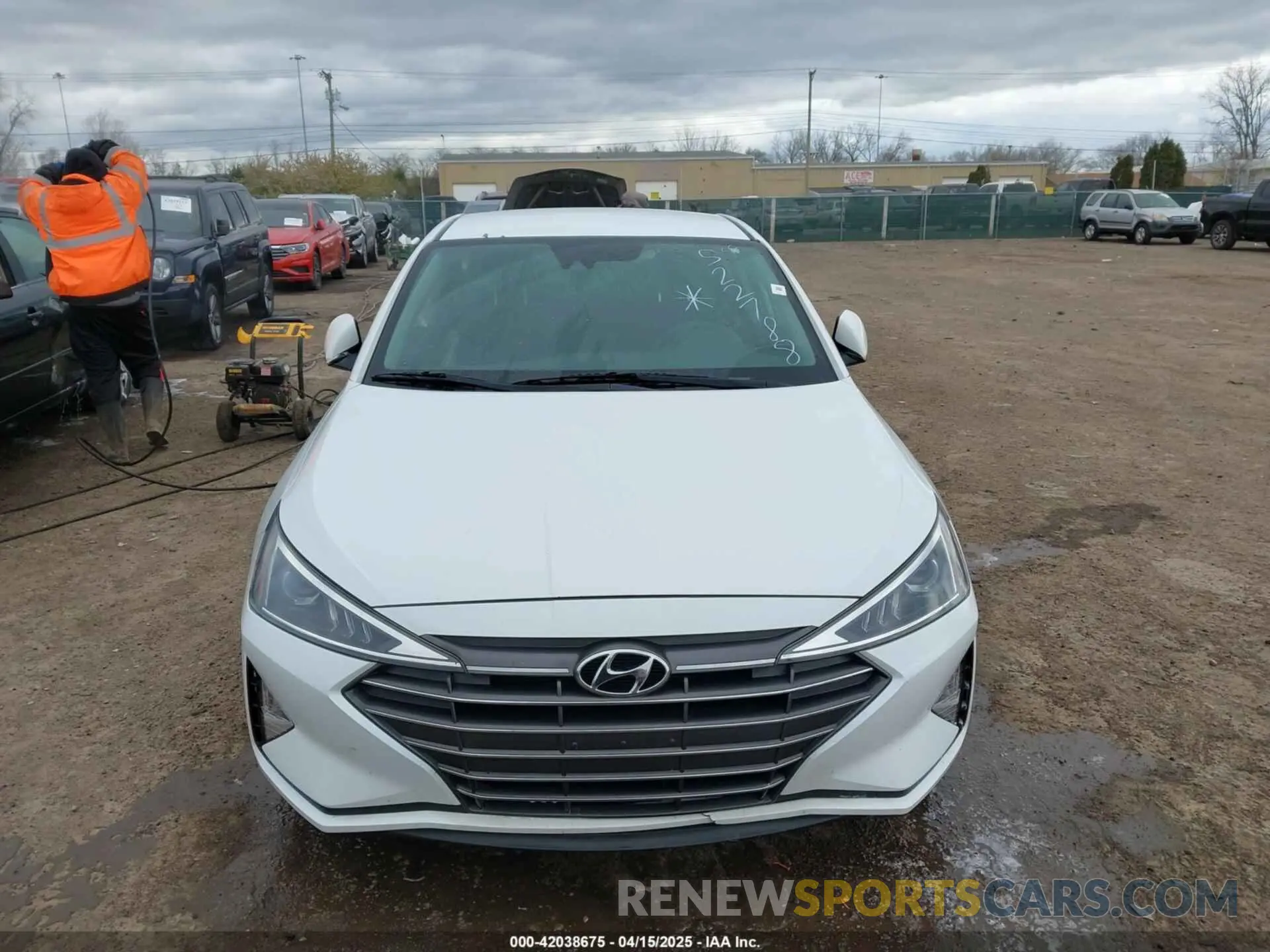 12 Photograph of a damaged car 5NPD74LF8LH522788 HYUNDAI ELANTRA 2020