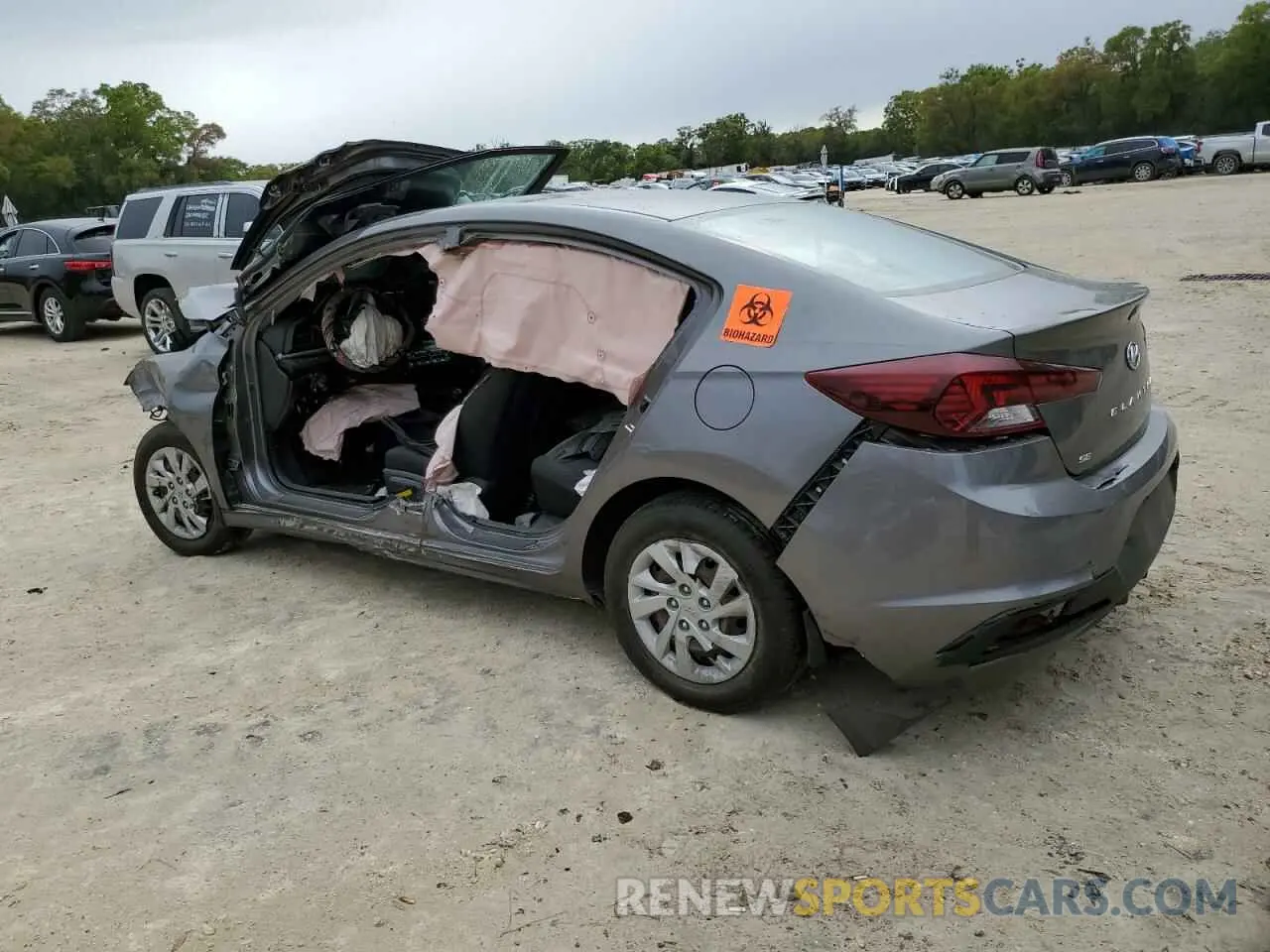 2 Photograph of a damaged car 5NPD74LF8LH525786 HYUNDAI ELANTRA 2020