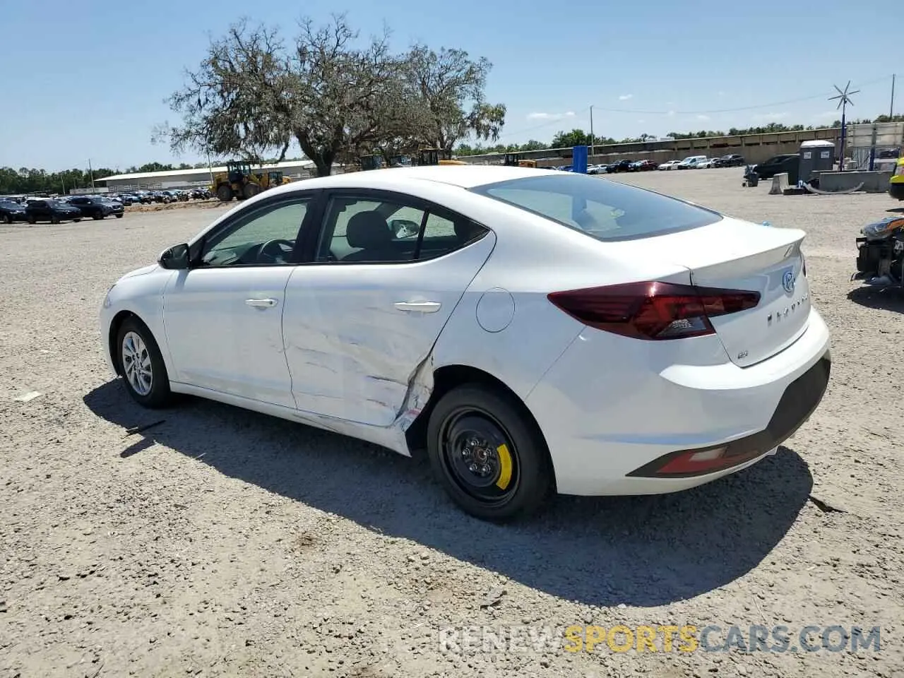 2 Photograph of a damaged car 5NPD74LF8LH592856 HYUNDAI ELANTRA 2020