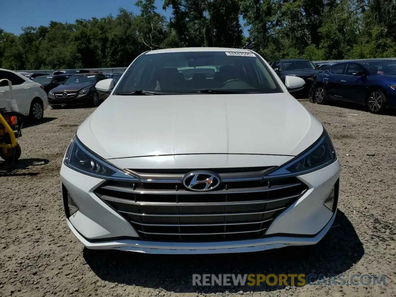 5 Photograph of a damaged car 5NPD74LF8LH592856 HYUNDAI ELANTRA 2020