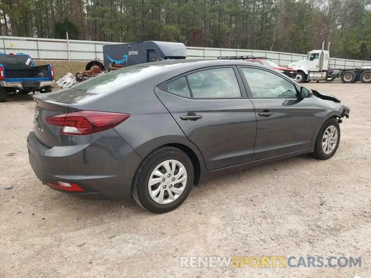3 Photograph of a damaged car 5NPD74LF8LH607131 HYUNDAI ELANTRA 2020