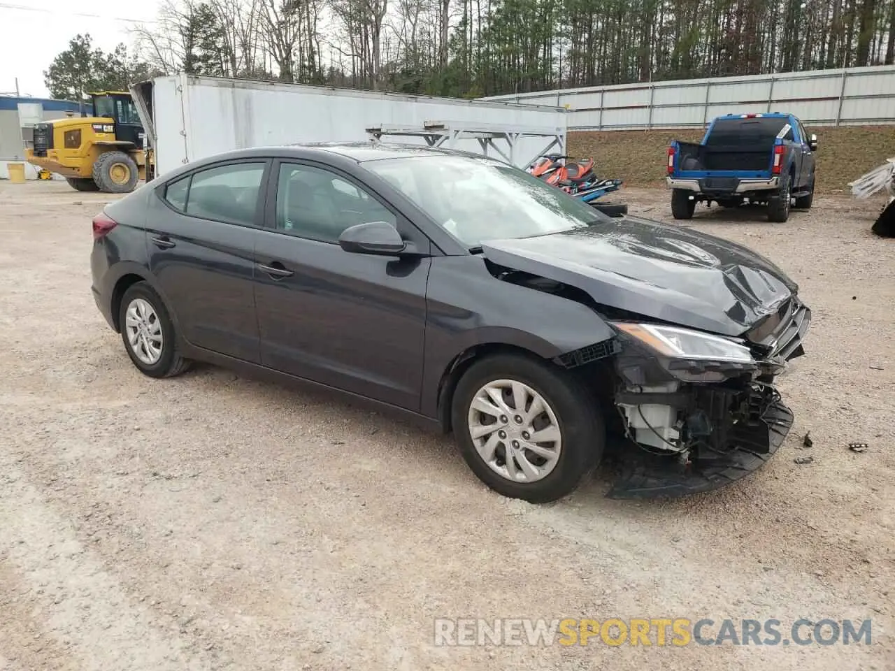 4 Photograph of a damaged car 5NPD74LF8LH607131 HYUNDAI ELANTRA 2020