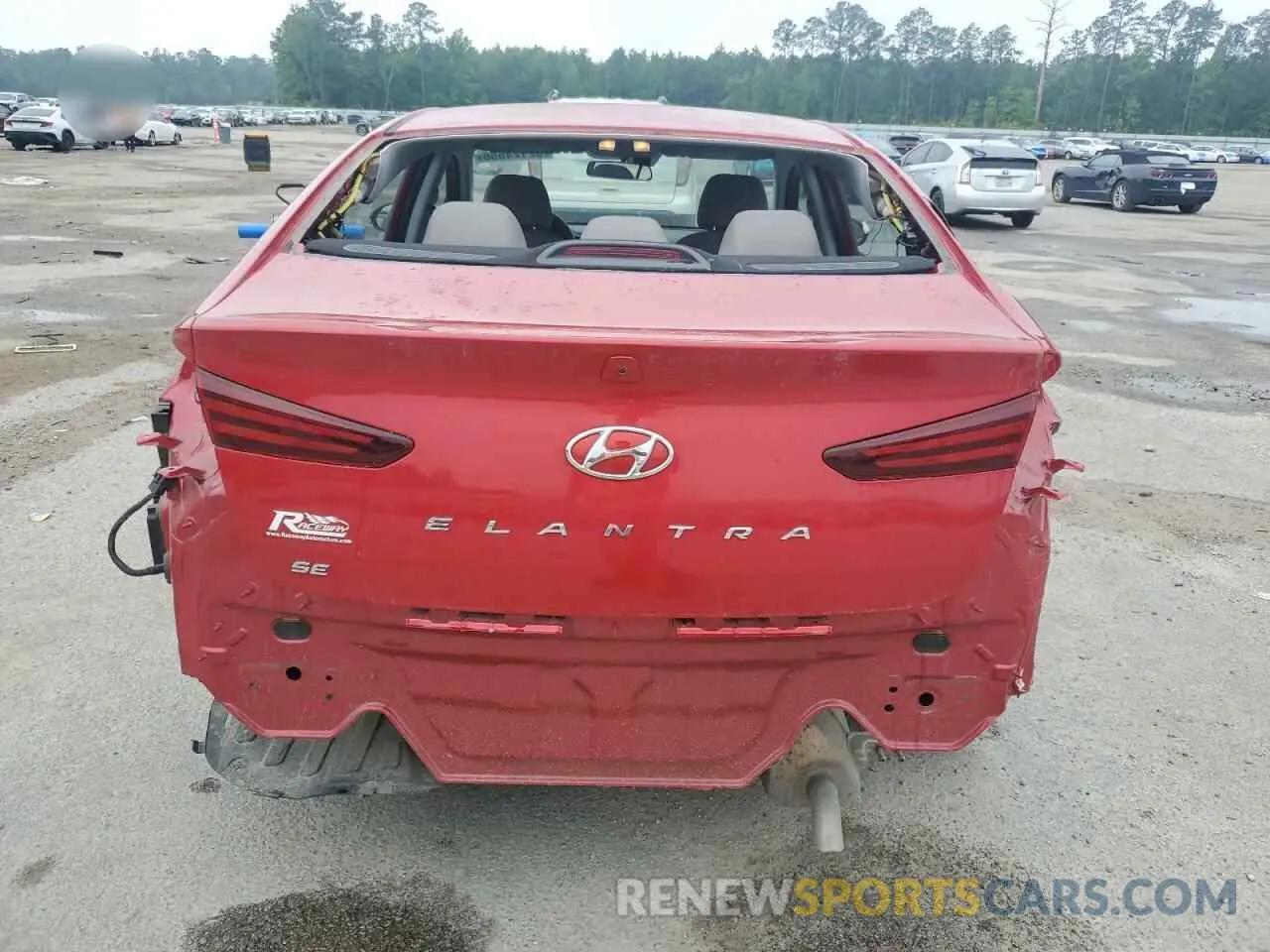 6 Photograph of a damaged car 5NPD74LF8LH618002 HYUNDAI ELANTRA 2020