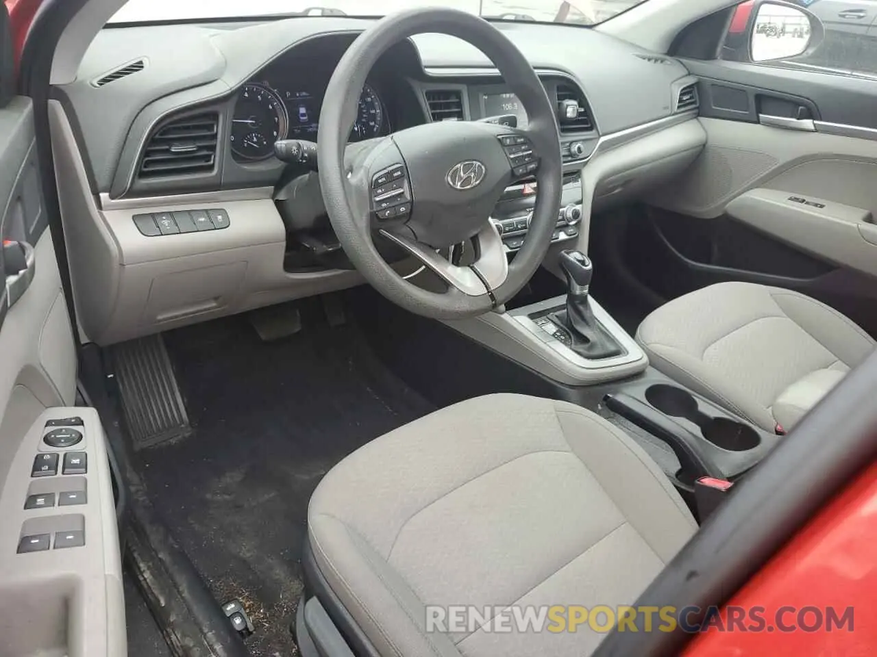 8 Photograph of a damaged car 5NPD74LF8LH618002 HYUNDAI ELANTRA 2020