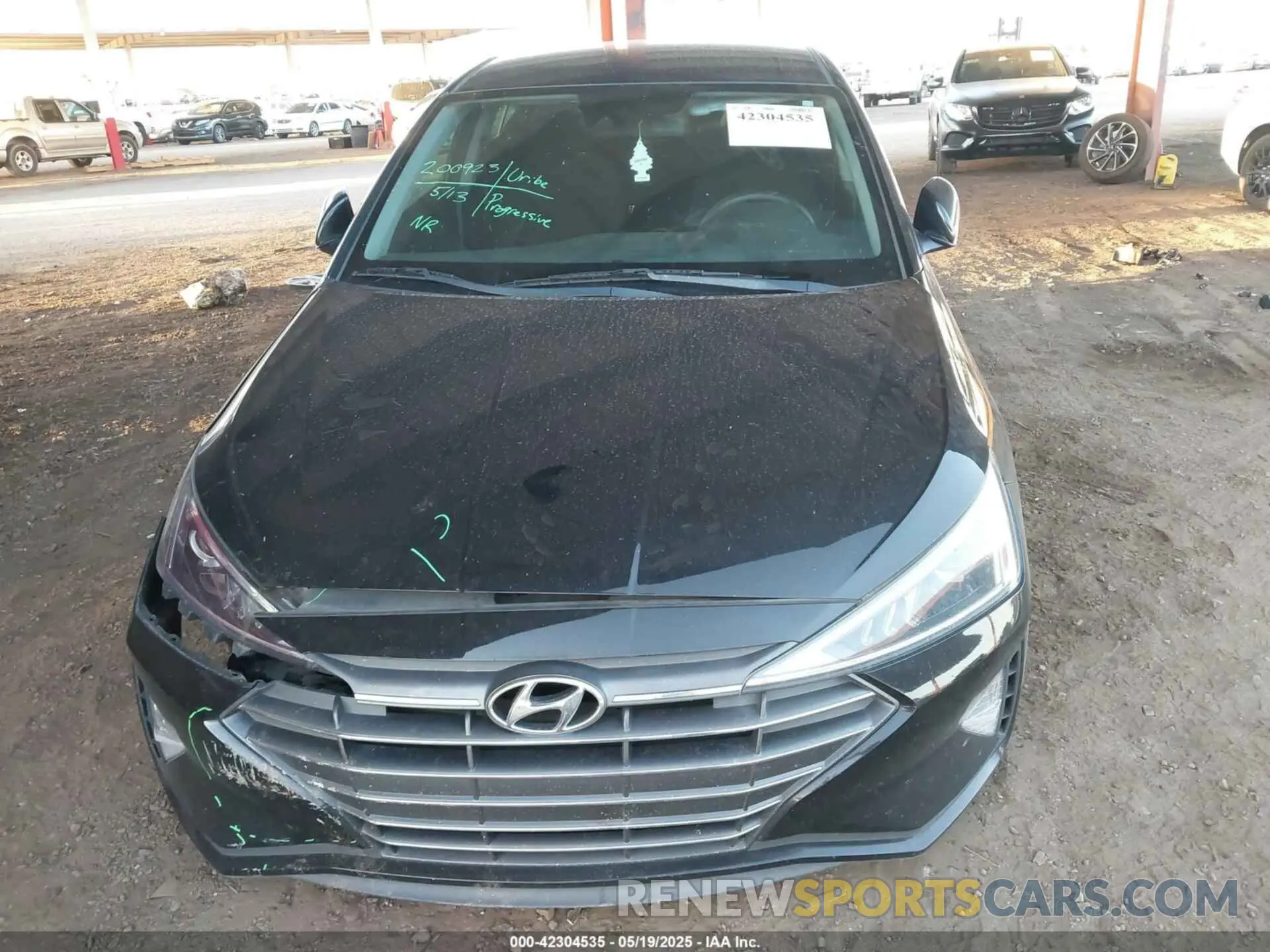 13 Photograph of a damaged car 5NPD74LF9LH541723 HYUNDAI ELANTRA 2020