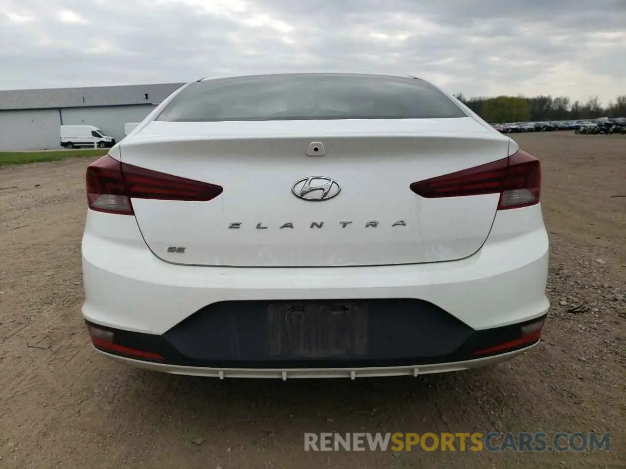 6 Photograph of a damaged car 5NPD74LF9LH550454 HYUNDAI ELANTRA 2020