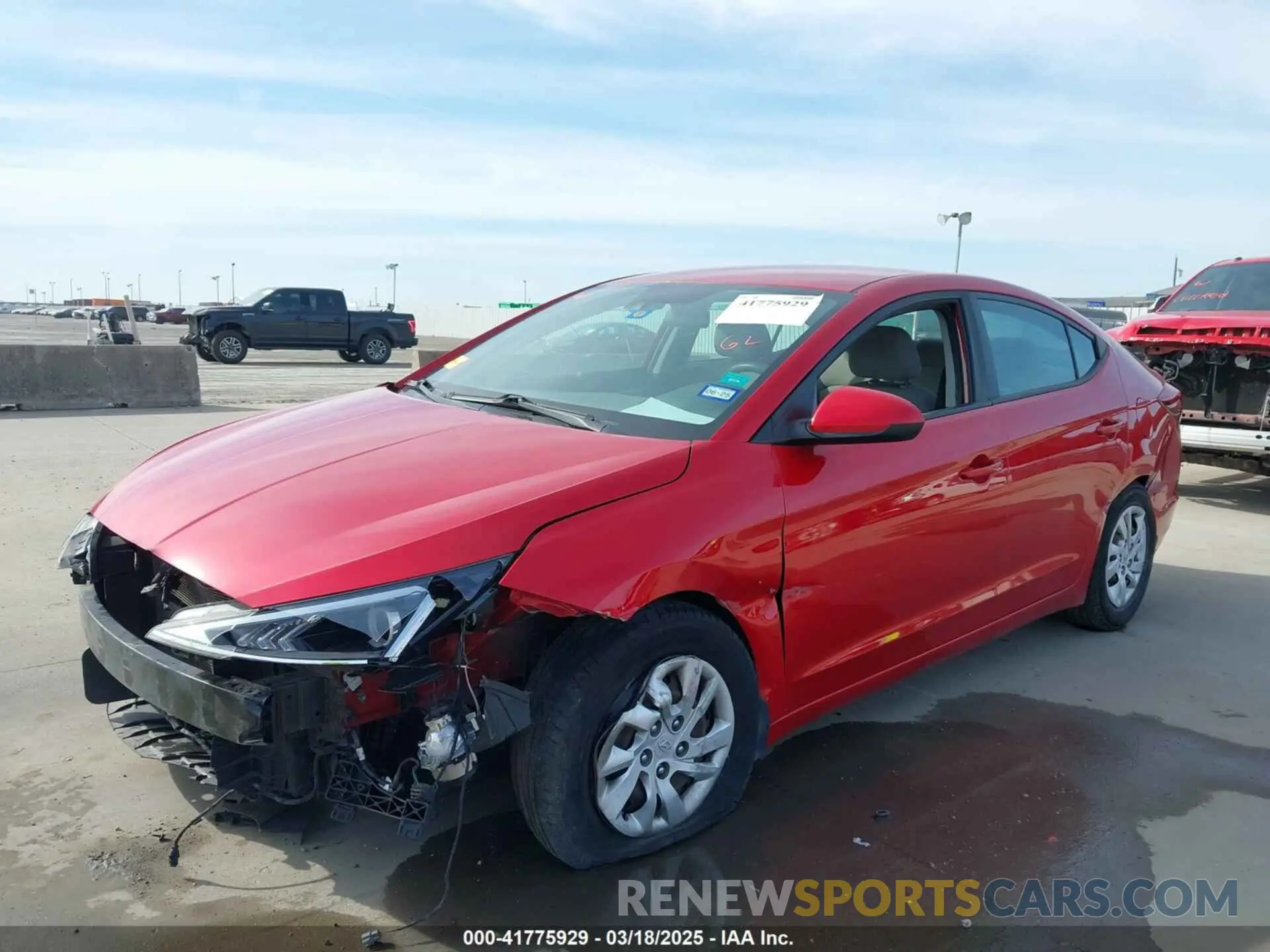 6 Photograph of a damaged car 5NPD74LF9LH550695 HYUNDAI ELANTRA 2020
