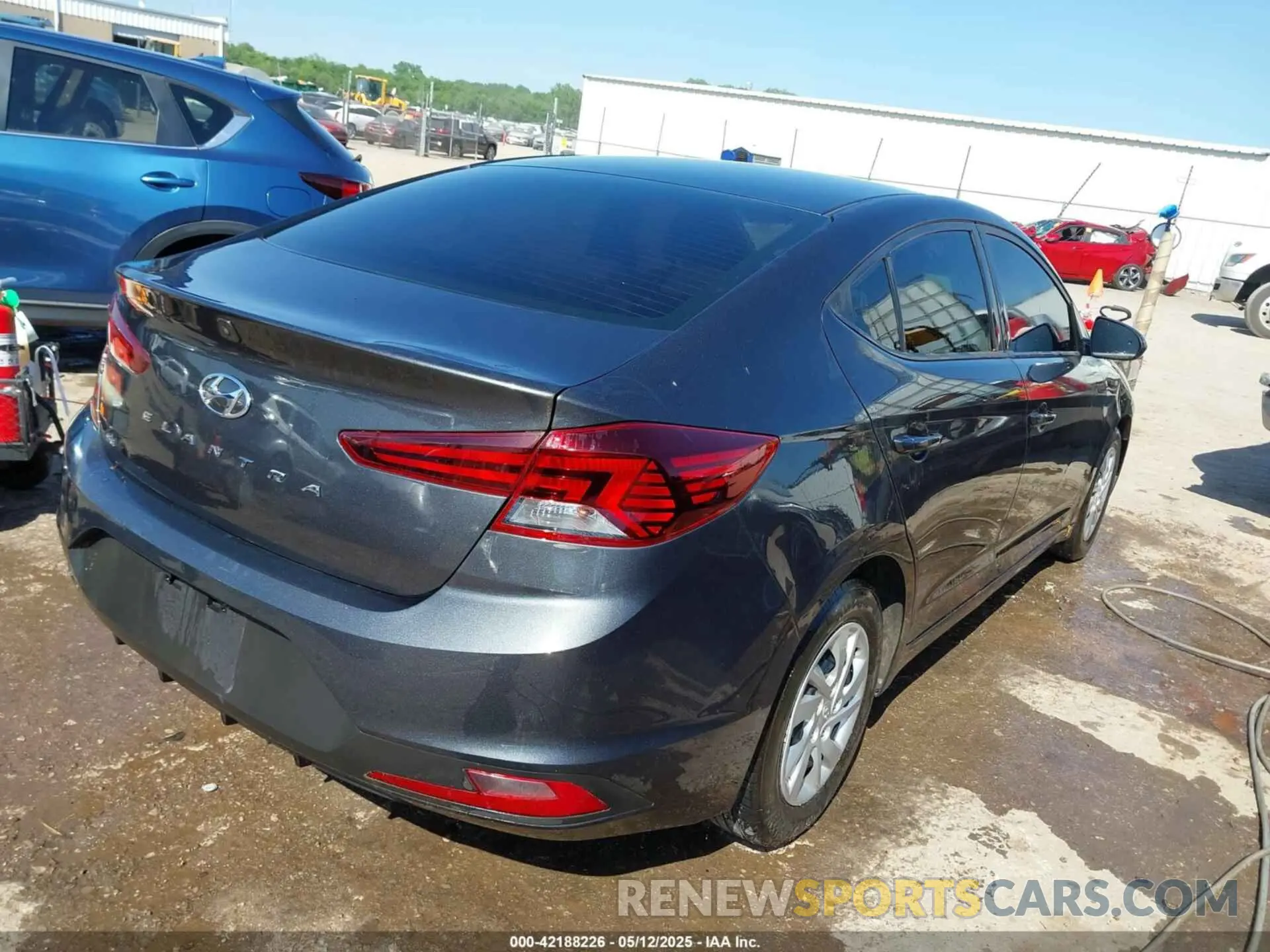 12 Photograph of a damaged car 5NPD74LF9LH607929 HYUNDAI ELANTRA 2020