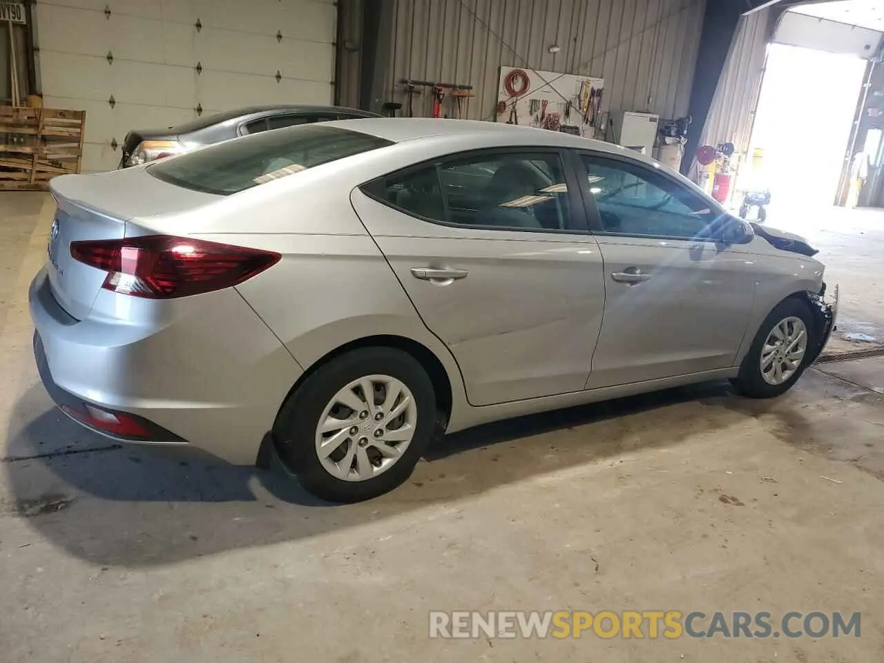 3 Photograph of a damaged car 5NPD74LF9LH622348 HYUNDAI ELANTRA 2020