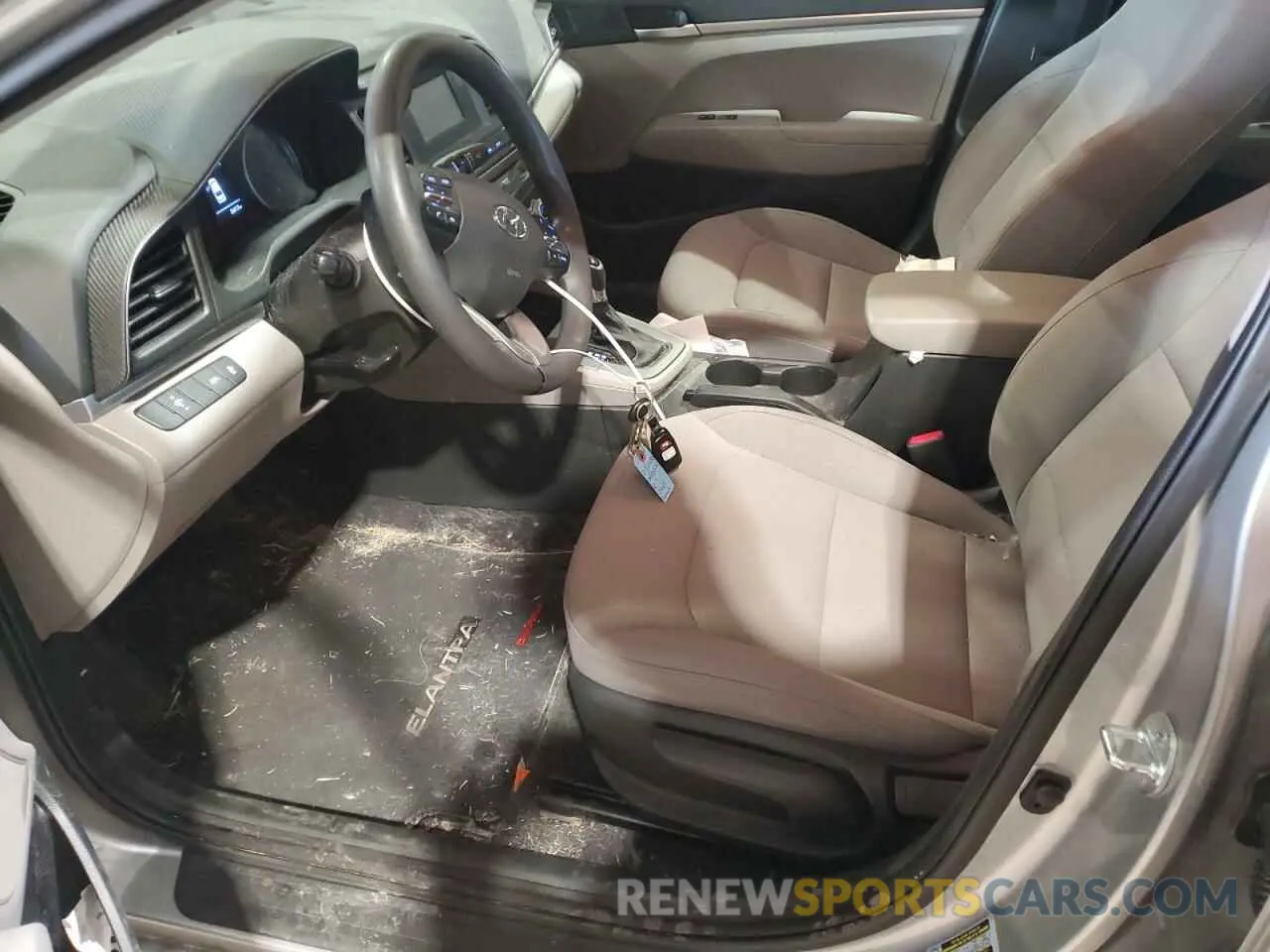 7 Photograph of a damaged car 5NPD74LF9LH622348 HYUNDAI ELANTRA 2020