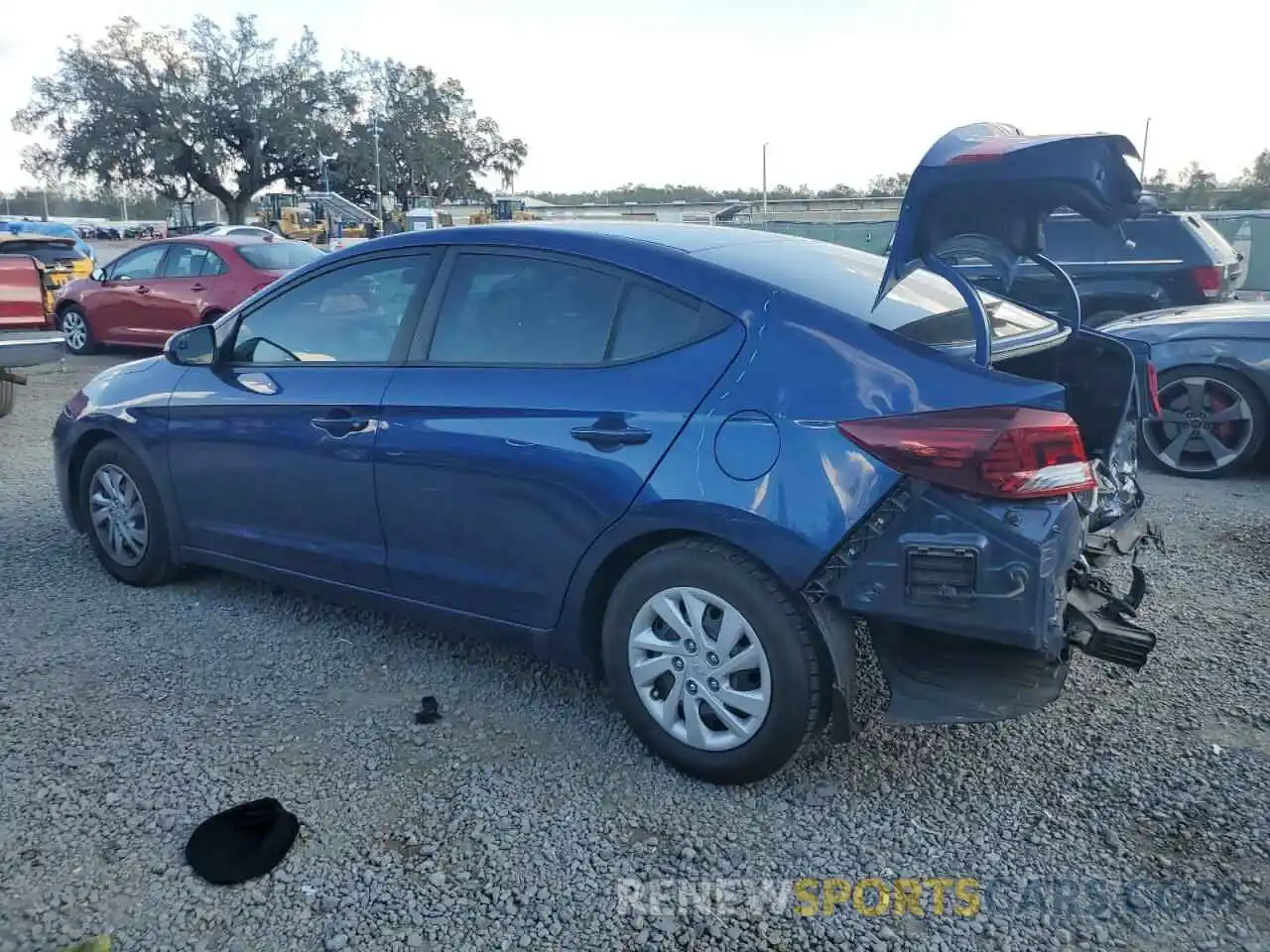 2 Photograph of a damaged car 5NPD74LFXLH509184 HYUNDAI ELANTRA 2020