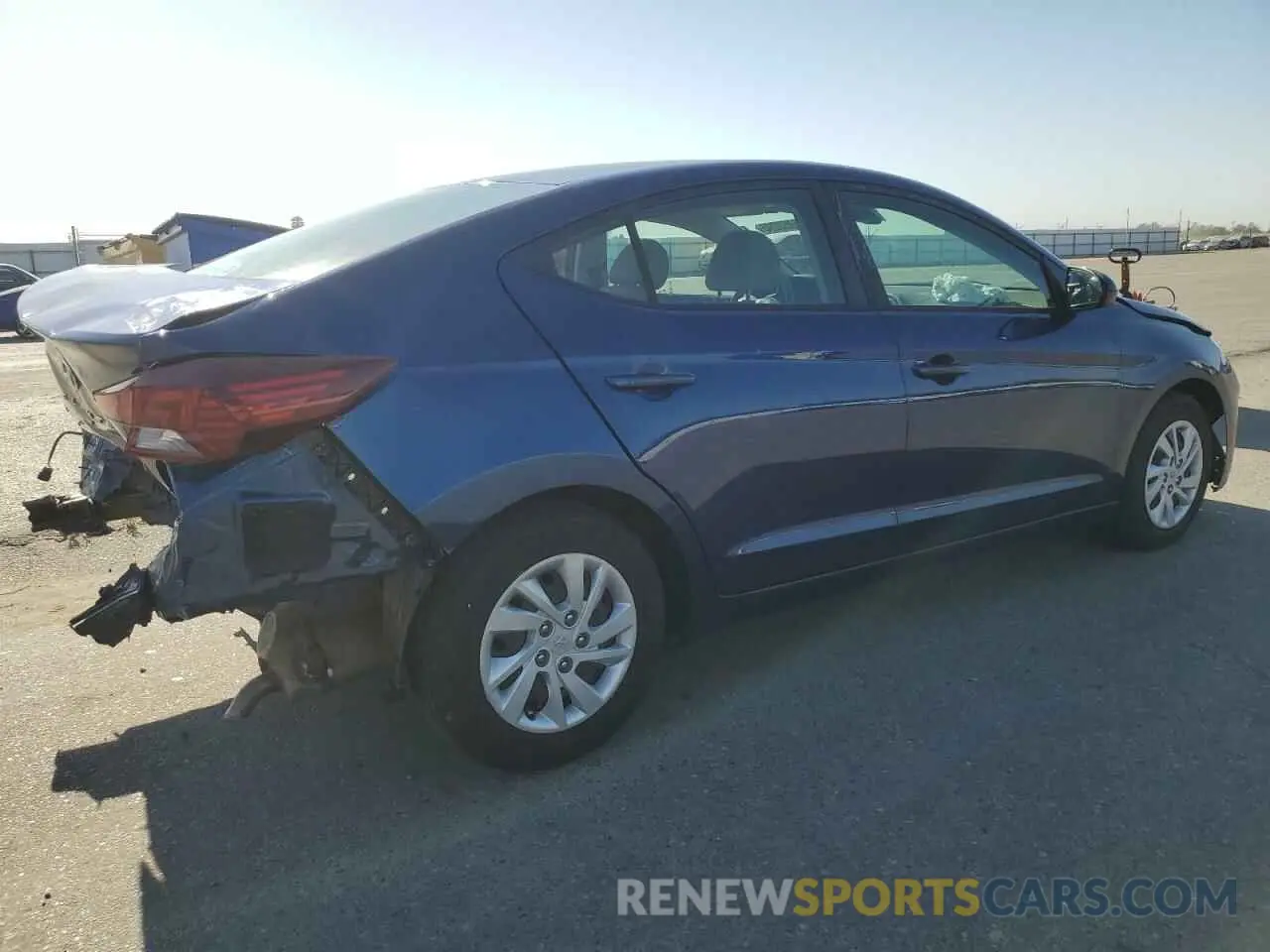 3 Photograph of a damaged car 5NPD74LFXLH532187 HYUNDAI ELANTRA 2020