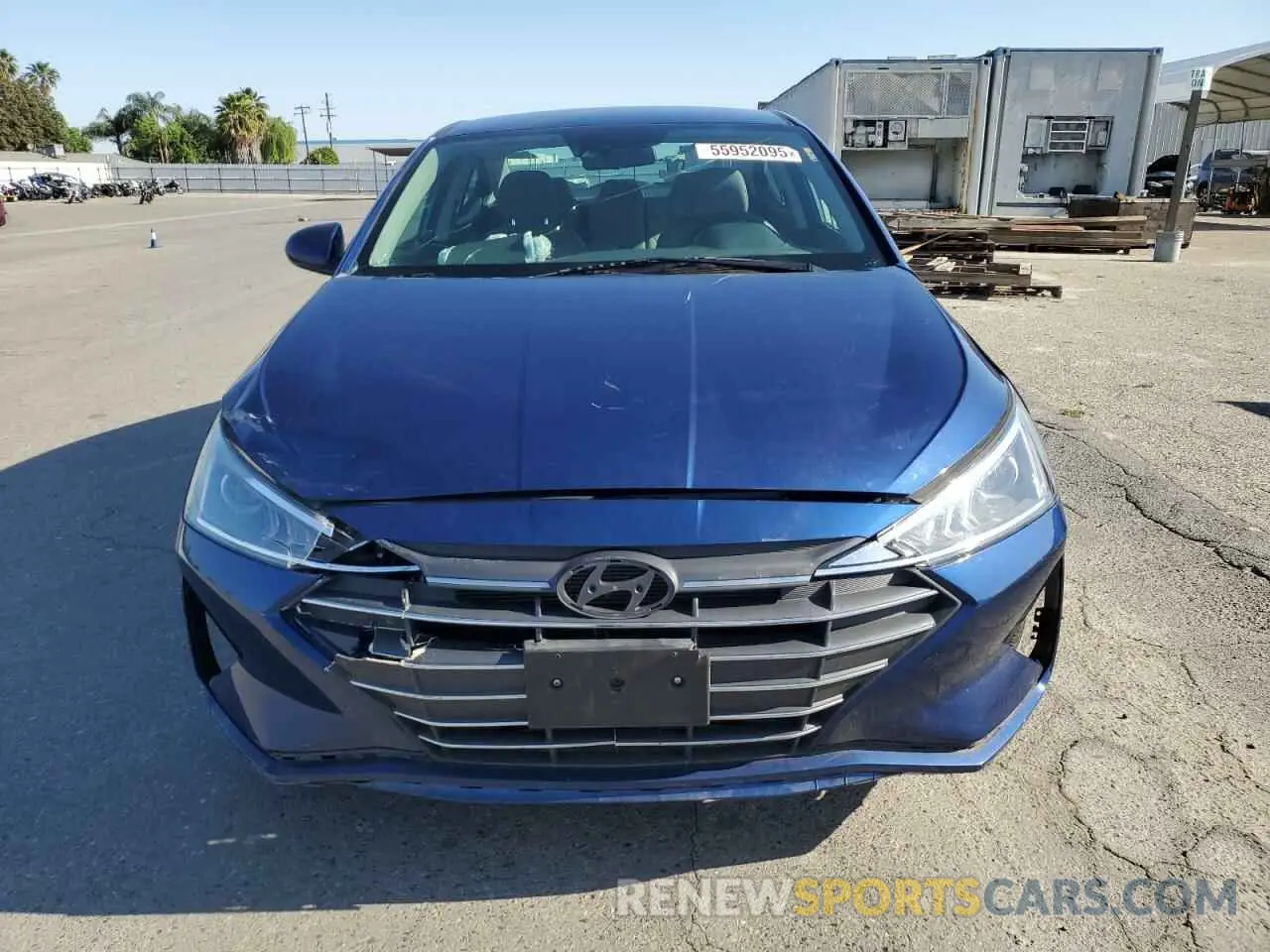5 Photograph of a damaged car 5NPD74LFXLH532187 HYUNDAI ELANTRA 2020