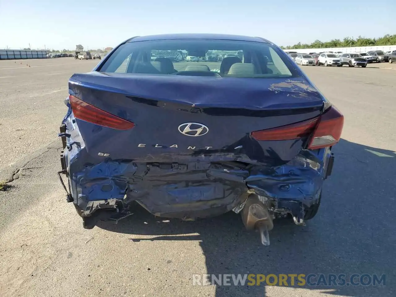 6 Photograph of a damaged car 5NPD74LFXLH532187 HYUNDAI ELANTRA 2020