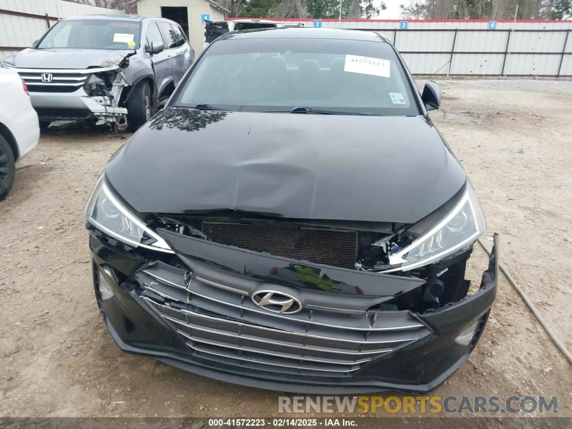 13 Photograph of a damaged car 5NPD84LF0LH510258 HYUNDAI ELANTRA 2020