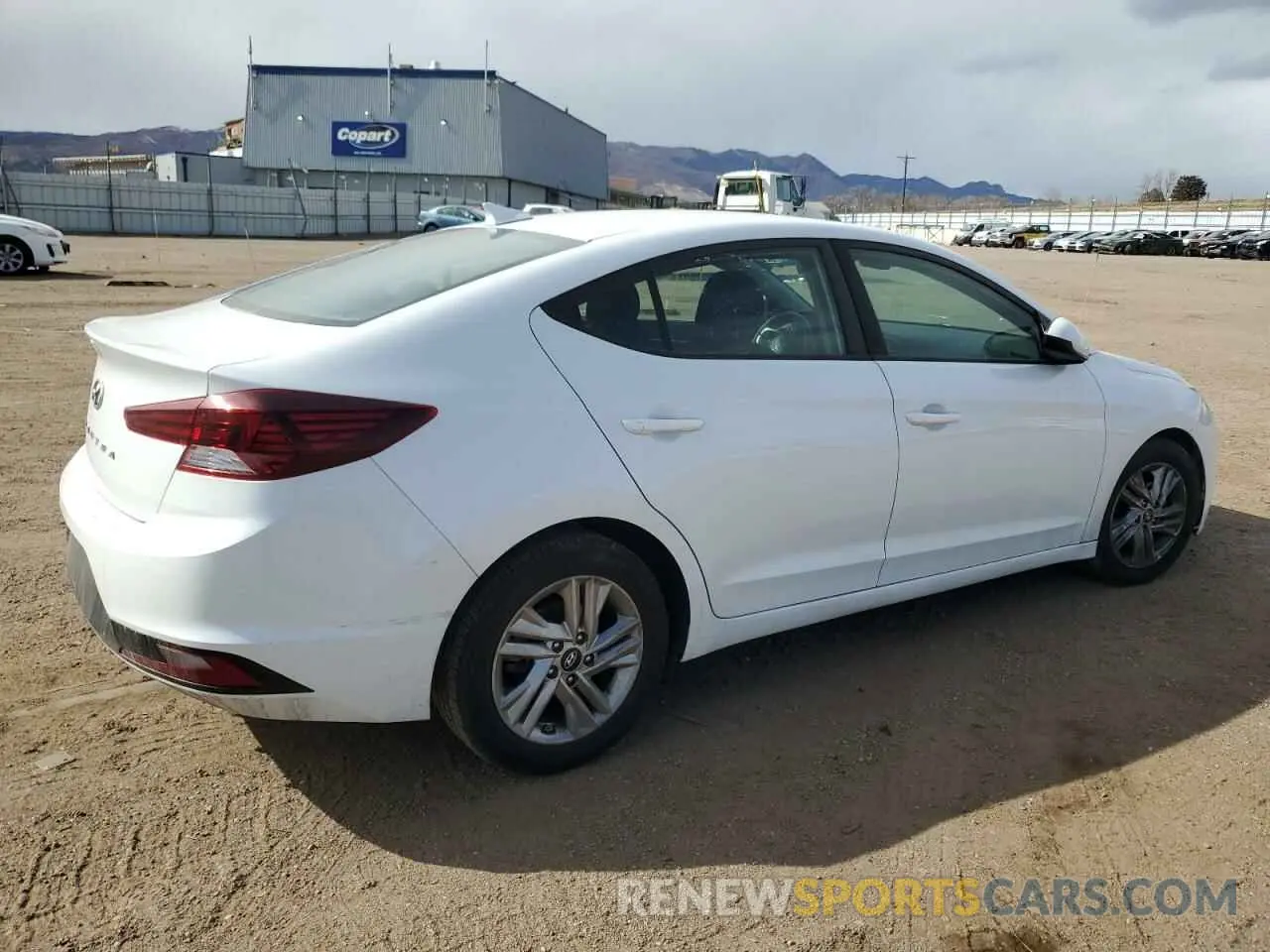3 Photograph of a damaged car 5NPD84LF0LH515086 HYUNDAI ELANTRA 2020